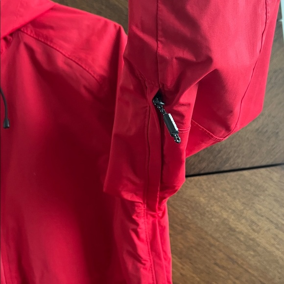 Stormtech Rain Coat - Picture 5 of 8